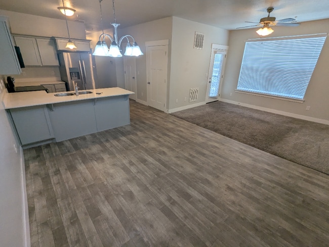 14474 S Renner Ln unit J22, Herriman, UT 84096 - photo 3