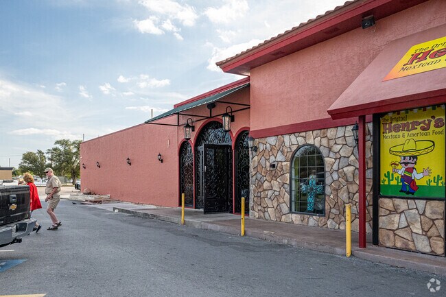If you are looking for Mexican food, head over to Henry's Diner near ASU-College Hills.