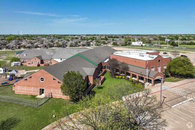Longbranch Elementary School is a part of Midlothian ISD.