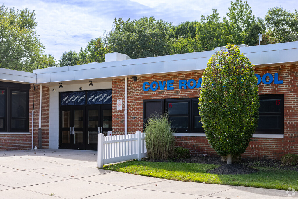 Educational opportunities abound at Cove Road Elementary School.