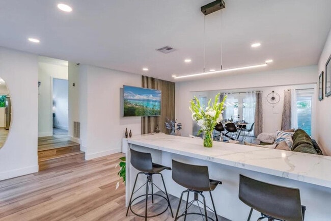 834 SW 14th Ct unit ID1287065P, Fort Lauderdale, FL 33315 - photo 3