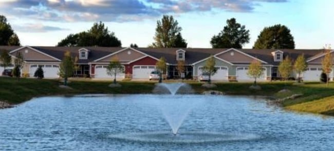 Redwood Temperance, Temperance, MI 48182 - photo 2