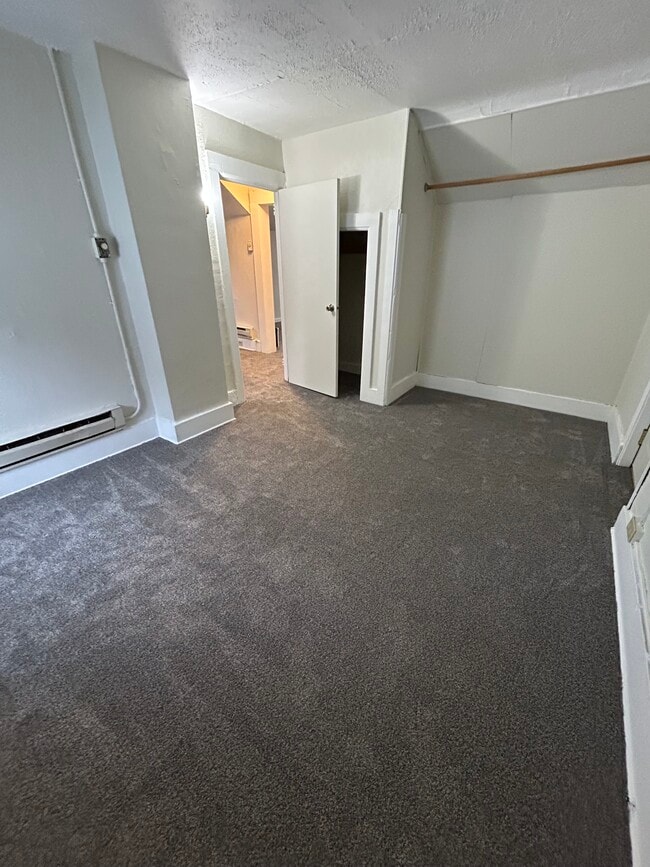 1222 Oxford Ave unit 2, Eau Claire, WI 54703 - photo 4