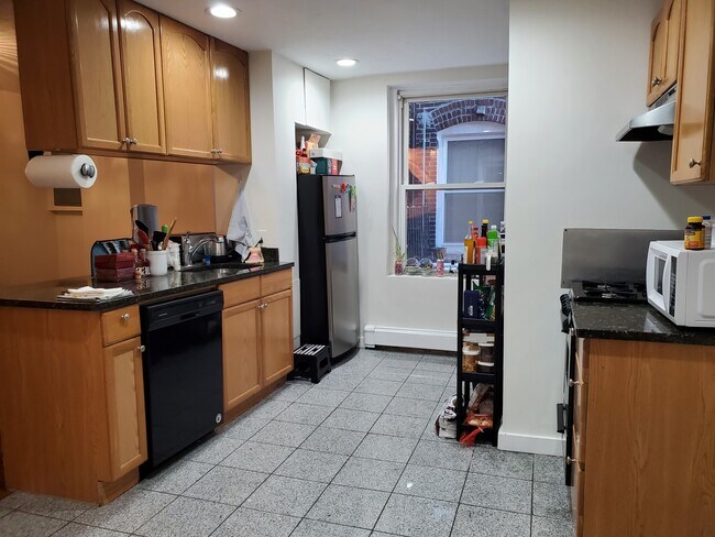 199 Saint Botolph St unit 24, Boston, MA 02115 - photo 2