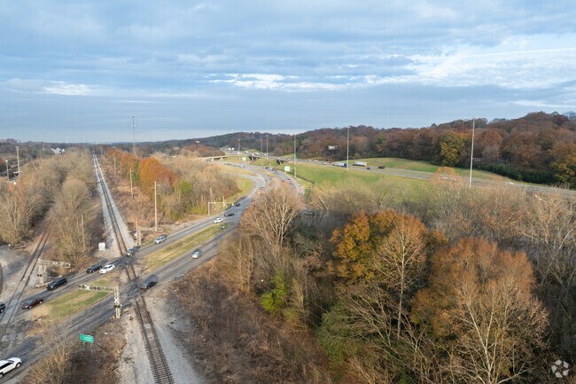 Rock Creek ensures a convenient commute to nearby communities and cities.