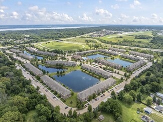 1700 W Coneflower Dr, Peoria, IL 61615