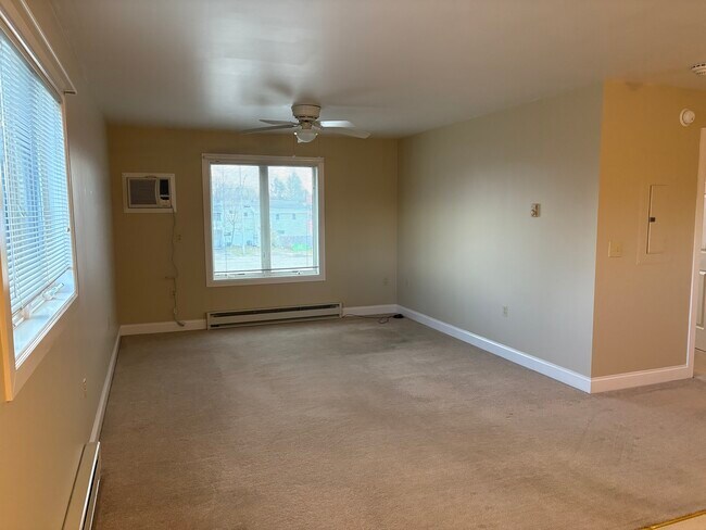 244 Oakwood Ave unit 2D, Elmira, NY 14903 - photo 5