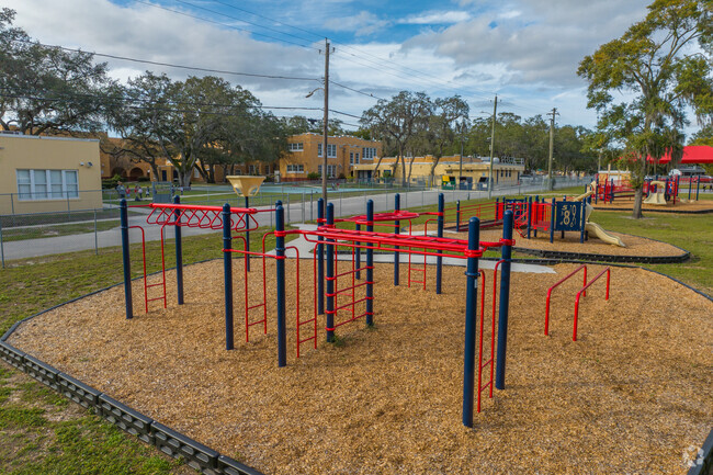 Edison Elementary School playgrounds are so much fun.