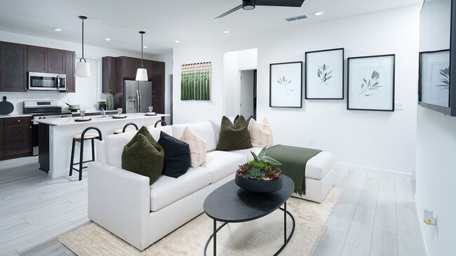 1143 Bellawood Dr, Galt, CA 95632 - photo 4