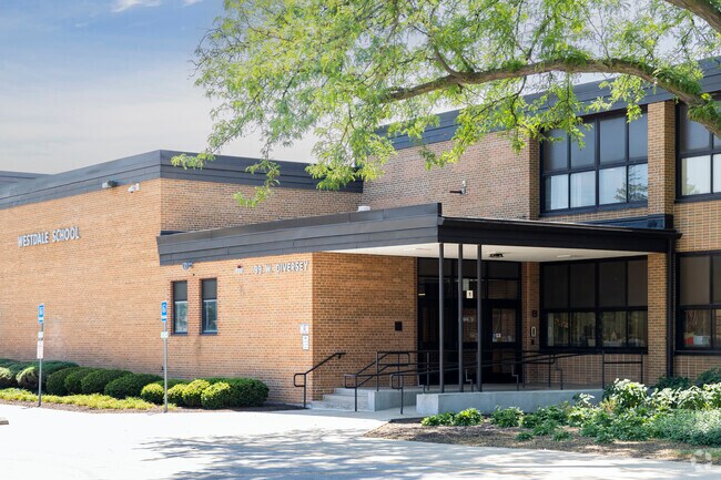 Westdale Elementary School has great academic opportunities for students in West Grand Ave.