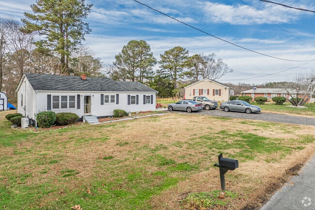 Rushmere homes tend to have moderate-to-large lots.