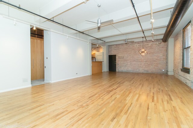 1327 W Washington Blvd unit 2A, Chicago, IL 60607 - photo 4