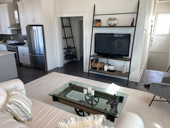 Living Rm TV