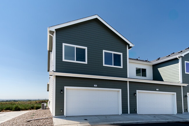 3748 Pinnacles St, Evans, CO 80620 - photo 3