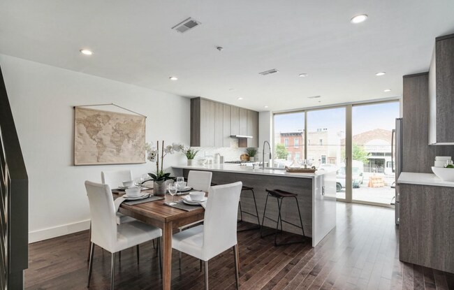 1345 S Garnet St, Philadelphia, PA 19146 - photo 4