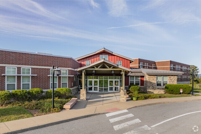 The student to teacher ratio at Eastwood Elementary School is 14 to 1.