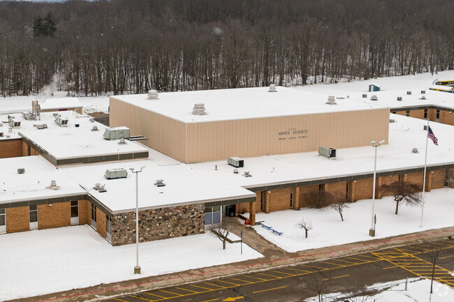 The entrance of Hayes Middle School.