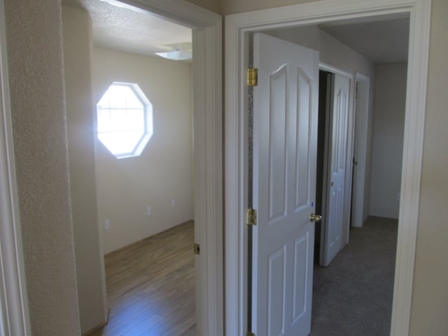 1660 NE Foothill Blvd, Grants Pass, OR 97526 - photo 7