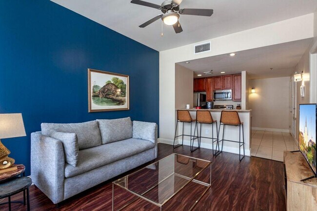 925 Common St unit ID1266940P, New Orleans, LA 70112 - photo 2