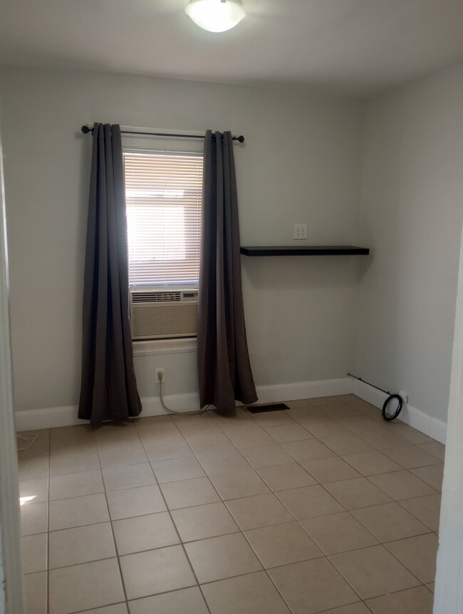 92 Thorpe St, Fairfield, CT 06824 - photo 5