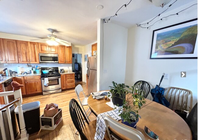 24-26 Stockwell St unit 2, Boston, MA 02120 - photo 3