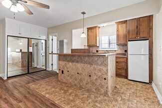 1427 W Parade St Unit A4, Long Beach, CA 90810