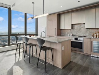 110 N Peoria St, Chicago, IL 60607