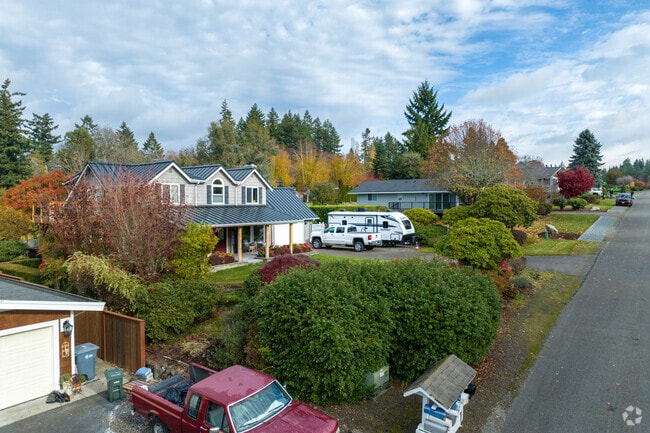 Homes in Rosedale display a variety of architectural styles.