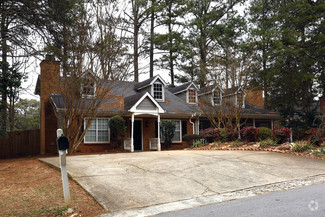 6126 Rockbridge School Rd, Norcross, GA 30093