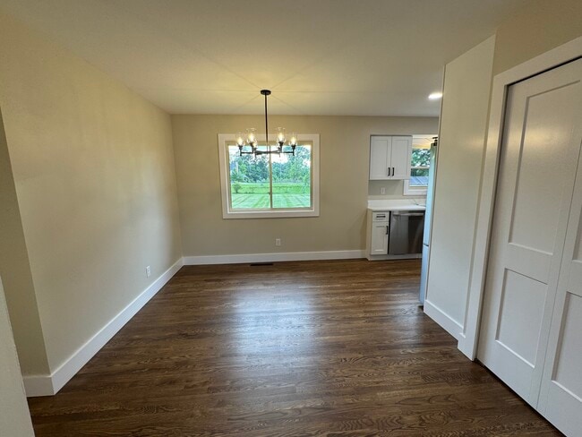 10030 Shadybrook Ln, Grand Blanc, MI 48439 - photo 4