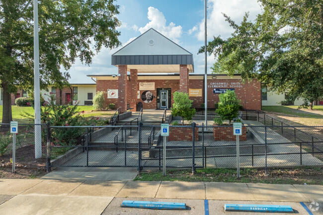 Crosswell Drive Elementary School has after-school activities for students.