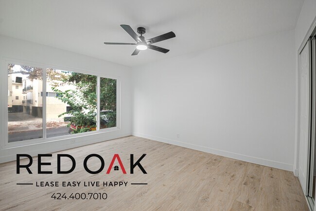 812 Westbourne Dr unit 1, West Hollywood, CA 90069 - photo 2