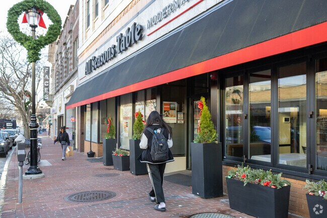 All Seasons Table is located a quick walk away from the Bellrock neighborhood.