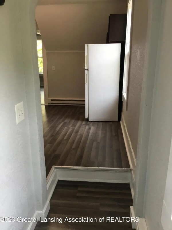 1037 E Oakland Ave unit 2, Lansing, MI 48906 - photo 6