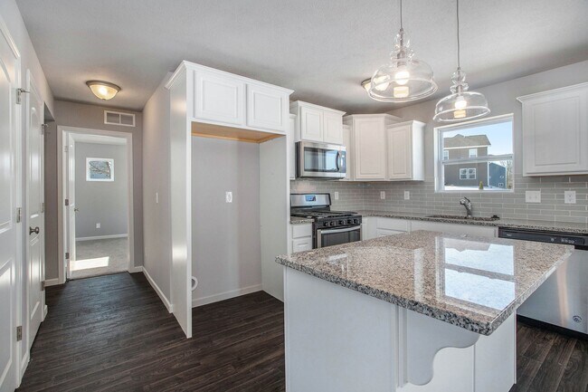 52848 Hollow Trail unit 37243070, South Bend, IN 46628 - photo 4