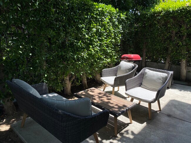 11725 Lemay St unit NoHo Condo, North Hollywood, CA 91606 - photo 4