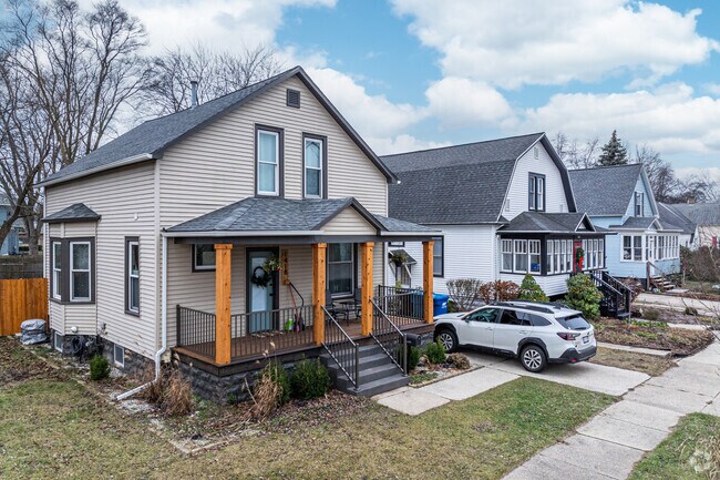 There are many different kinds of homes available in Grand Haven.