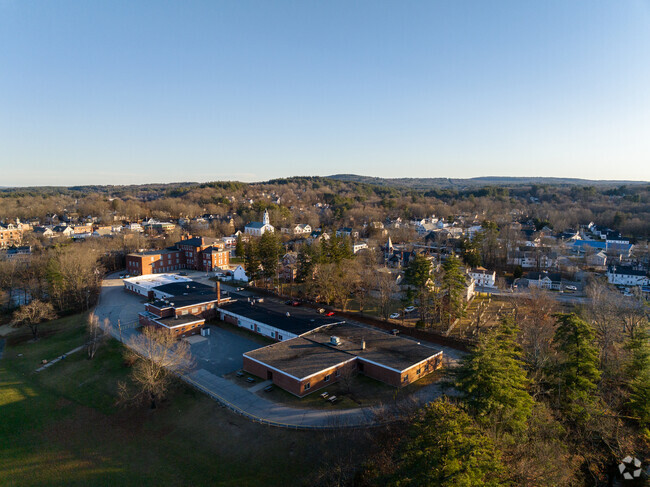 Jacques Memorial Elementary in Milford, NH serves Pre-K to 1st grade.