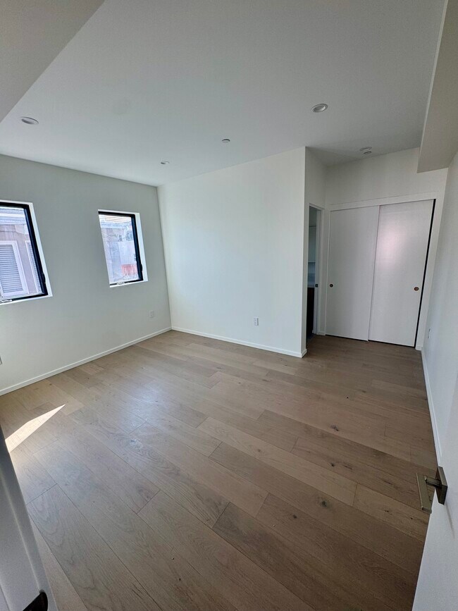 2520 5th St unit C, Santa Monica, CA 90405 - photo 6