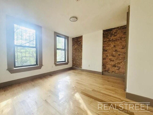 2344 Pacific St unit 3, Brooklyn, NY 11233 - photo 3
