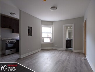 437 W Belden Ave, Chicago, IL 60614