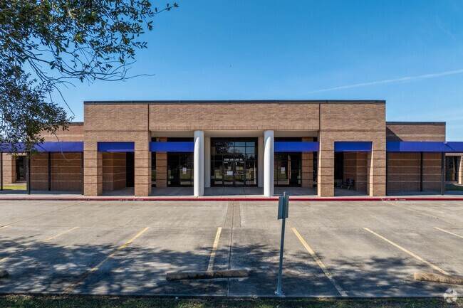 Frontier Elementary is located in Angleton, Texas.