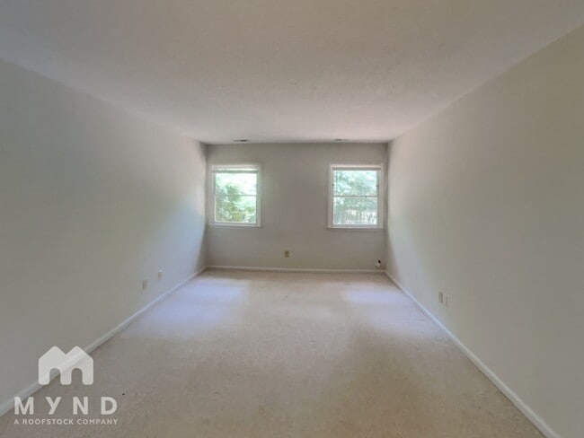 100 Beaver Dam Ct, Chapel Hill, NC 27514 - photo 6
