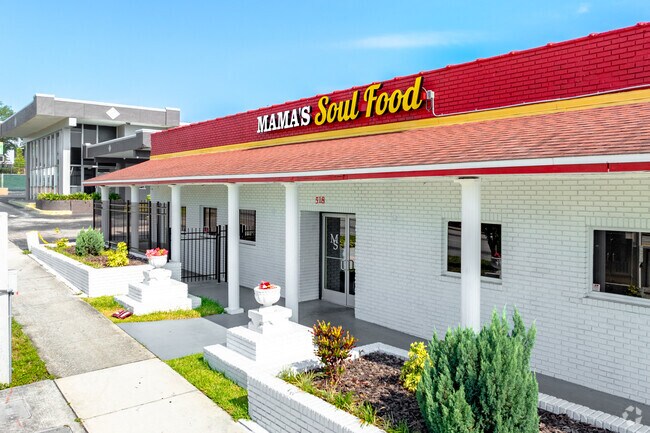 If you want soul food like Mama made it check out Lakeshores Mama's Soul Food.