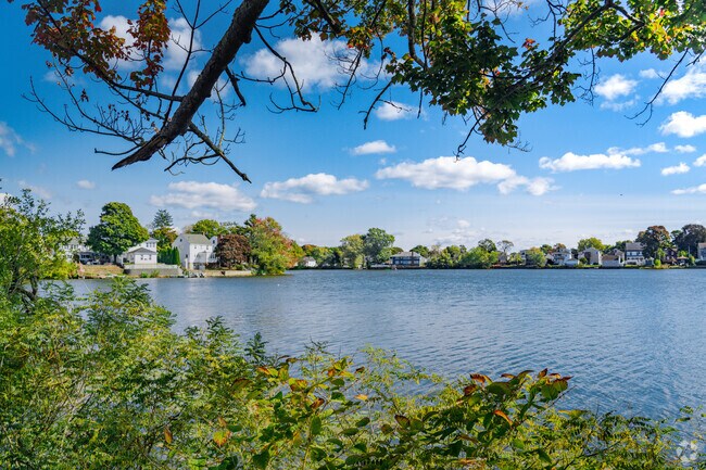 Residents have full access to their town lake and ponds such as Flax Pond.