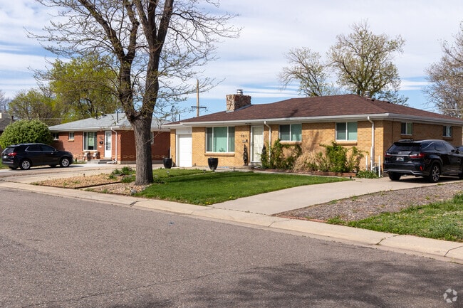 Most Morris Heights homes have off street parking.