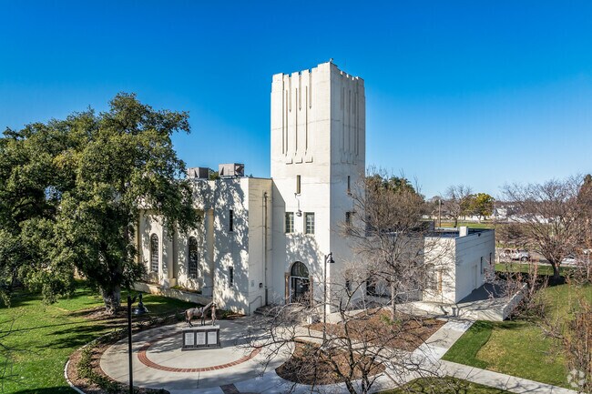 Orland’s Veterans Memorial Hall is a park and venue to be rented for events.