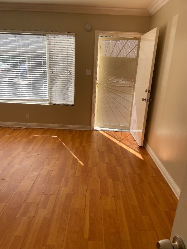 8546 Cashio St Unit 3, Los Angeles, CA 90035