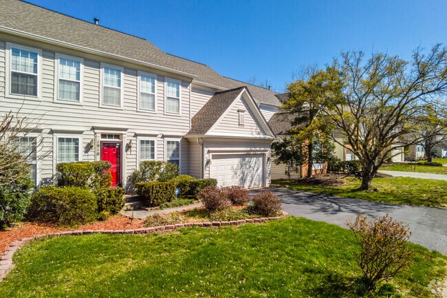 The Calverton neighborhood offers side gabled Colonial Revivals as a home style option.