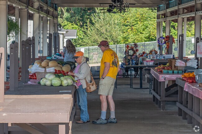 The Vinton farmers market is open Thursday through Saturday each week.